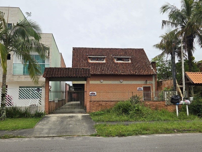 sobrados em condominio para alugar em guaratuba centro